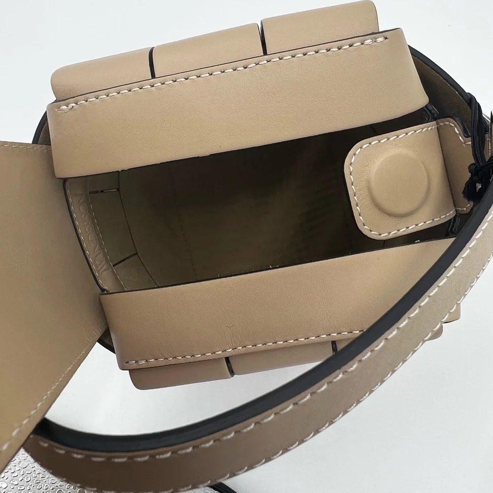 JW Anderson Beige Knot Bag NEW - Picture 2 of 12